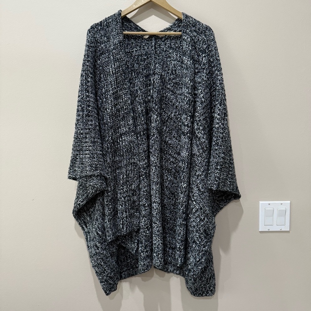 Soft Surroundings Black Marled Chunky Knit Poncho Cardigan Oversized Cozy